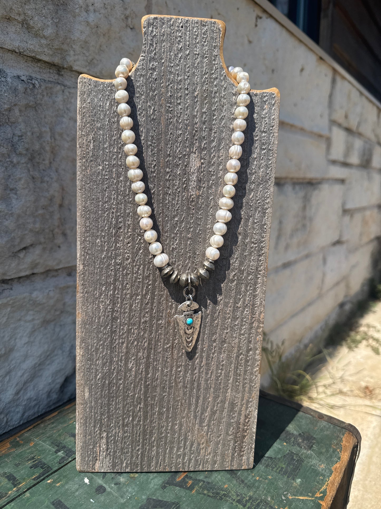 Pearl Choker; Western Style Jewelry, Arrowhead
