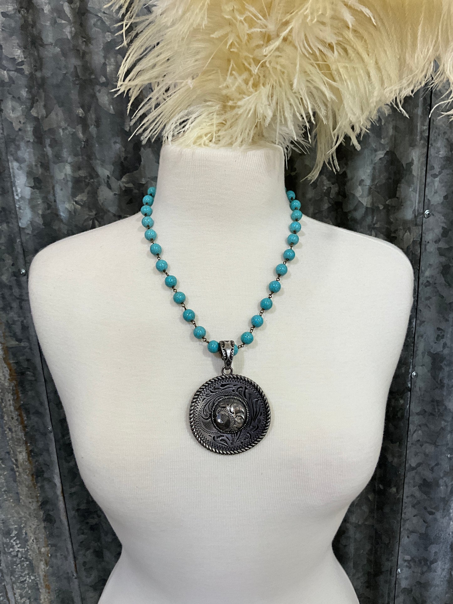 SOMBERO NECKLACE