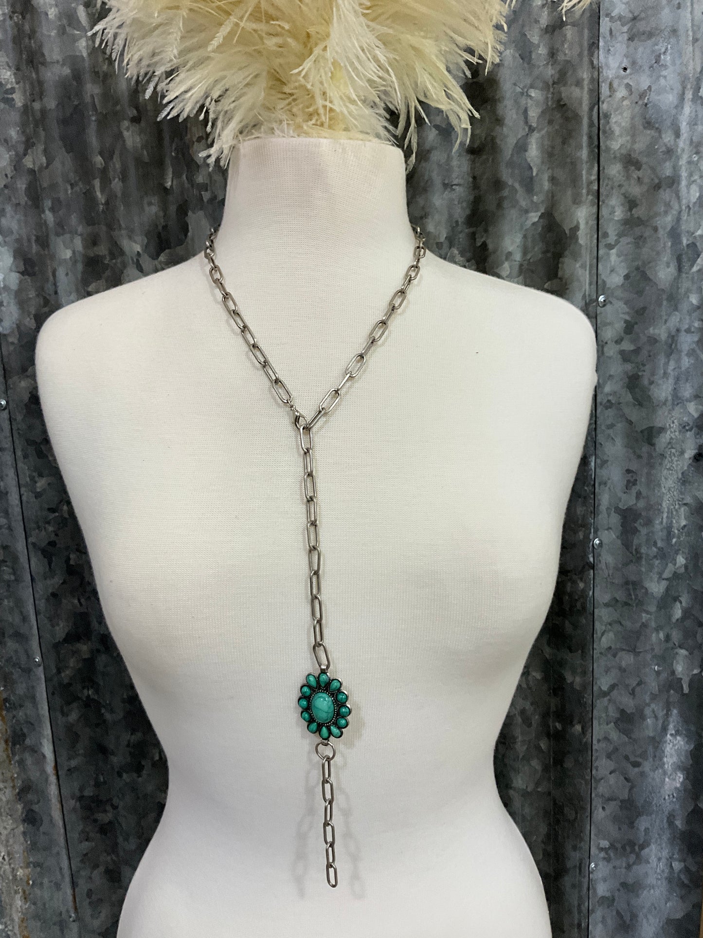 LARIAT CONCHO NECKLACE