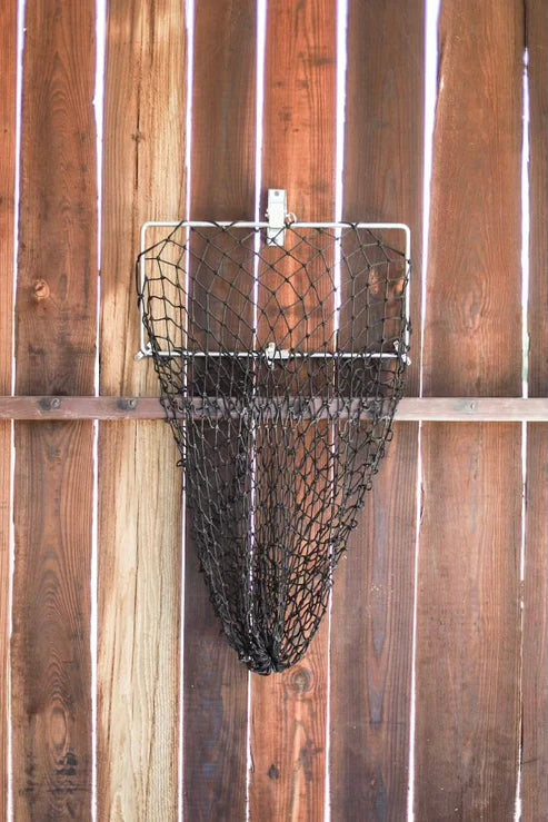 Hay Chix® Free Up Feeder