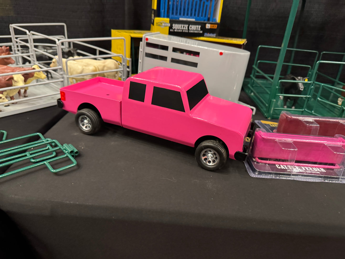 Lb Toy Extended Cab Truck Pink