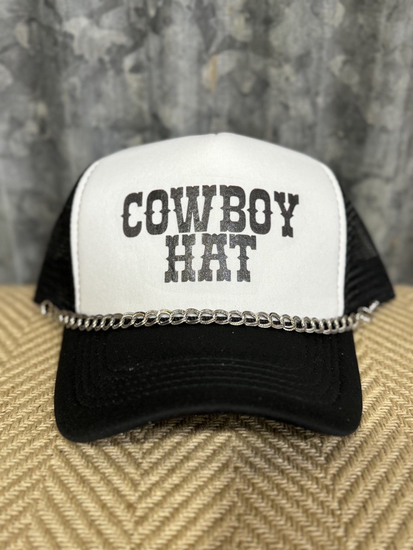 Trucker W/ Chain Cap