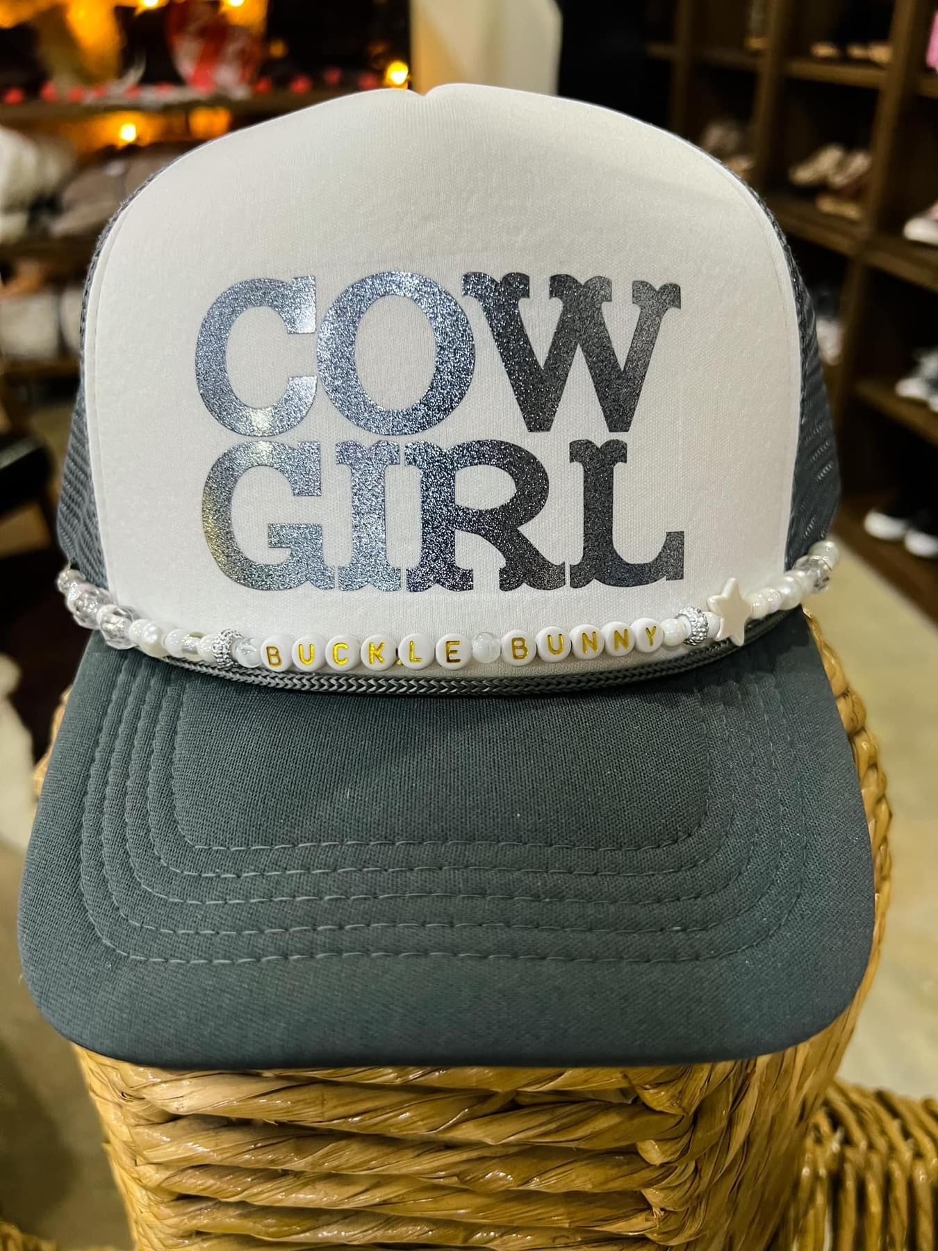 Trucker W/ Chain Cap