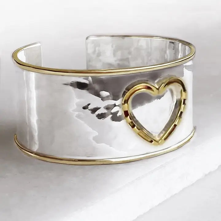 Cody Horseshoe Heart - Wrist Cuff