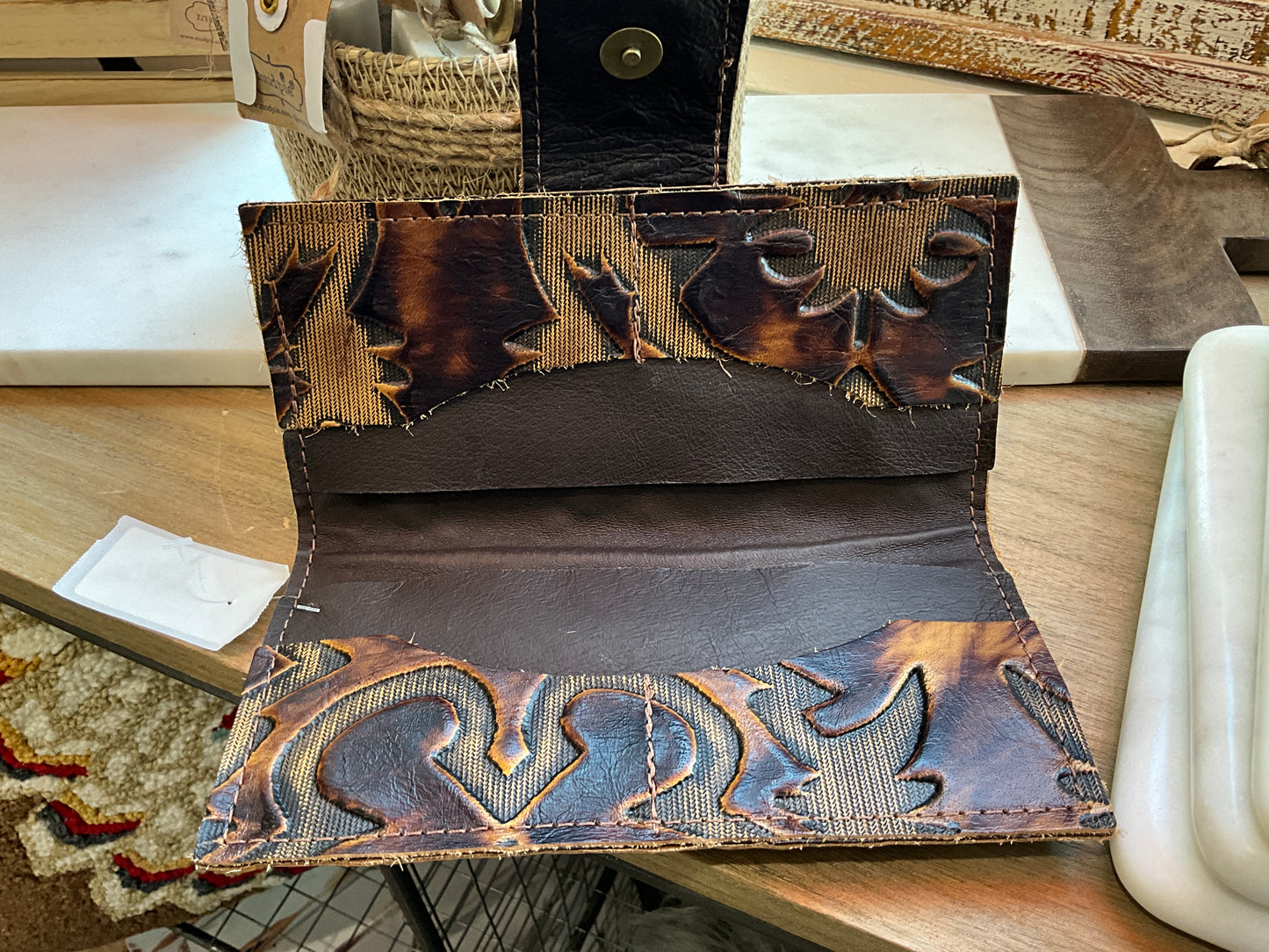 BROWN LEATHER WALLET