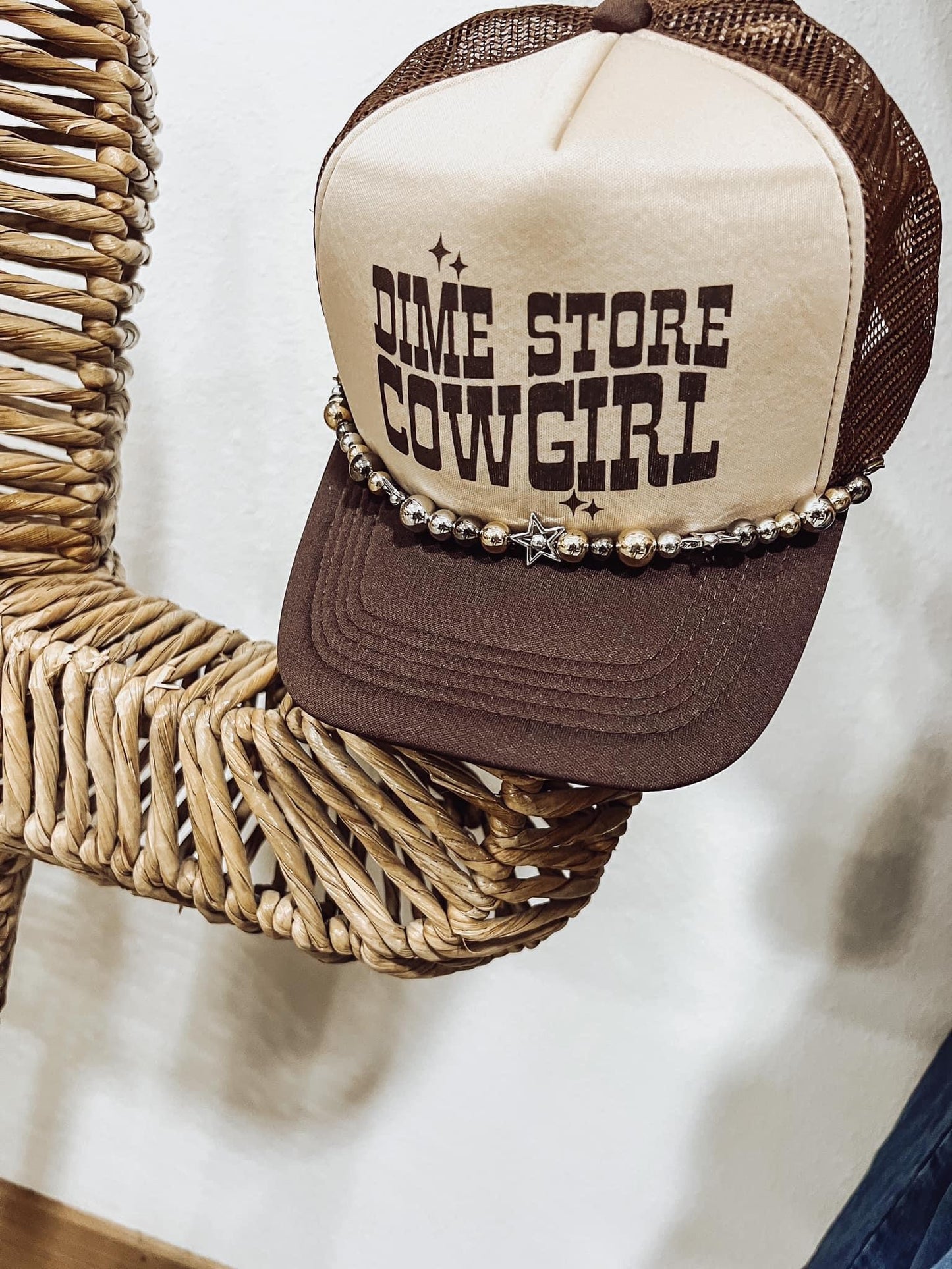 Trucker W/ Chain Cap