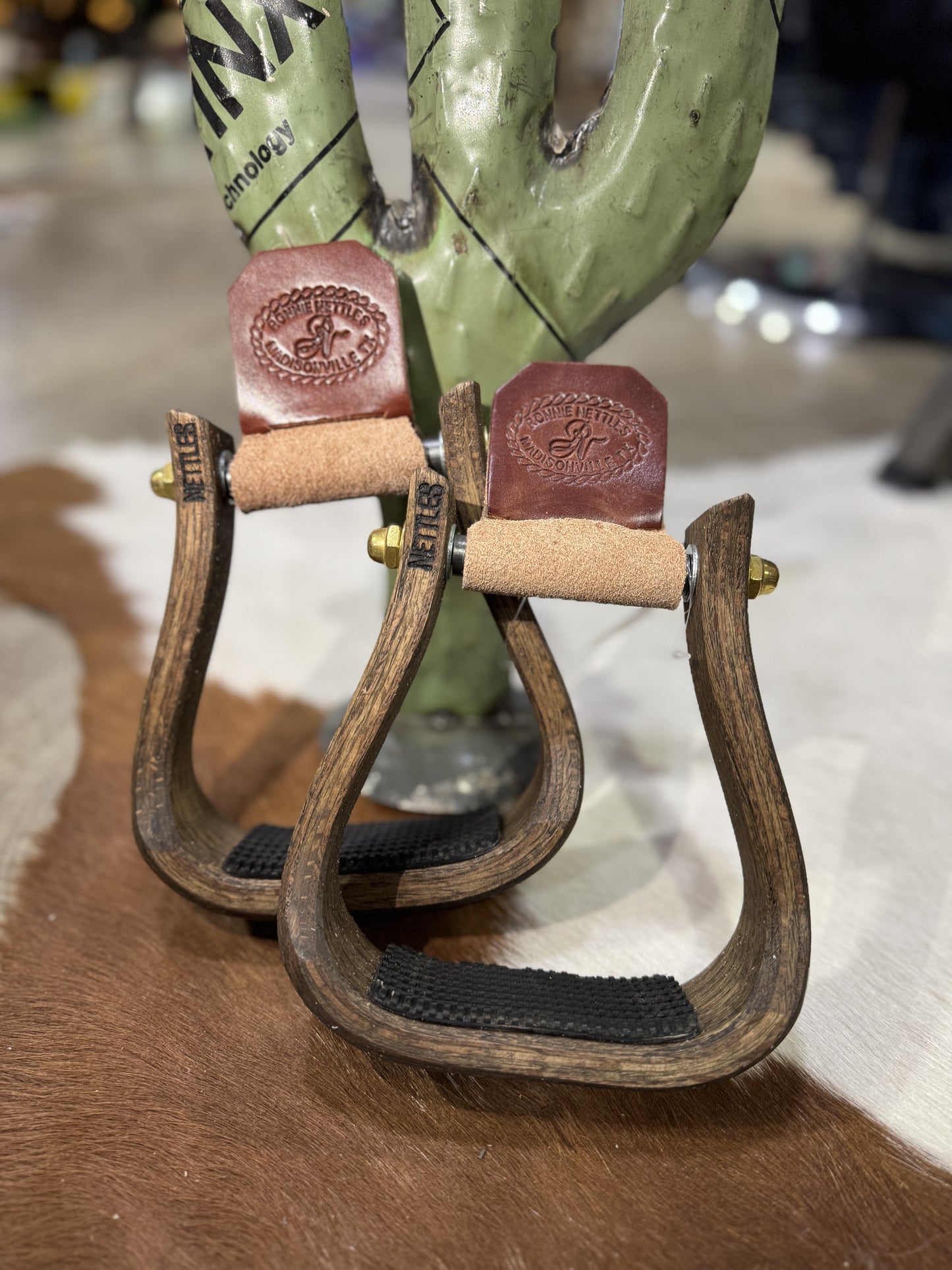 Nettles 2" Gripper Stain (barrel racer)