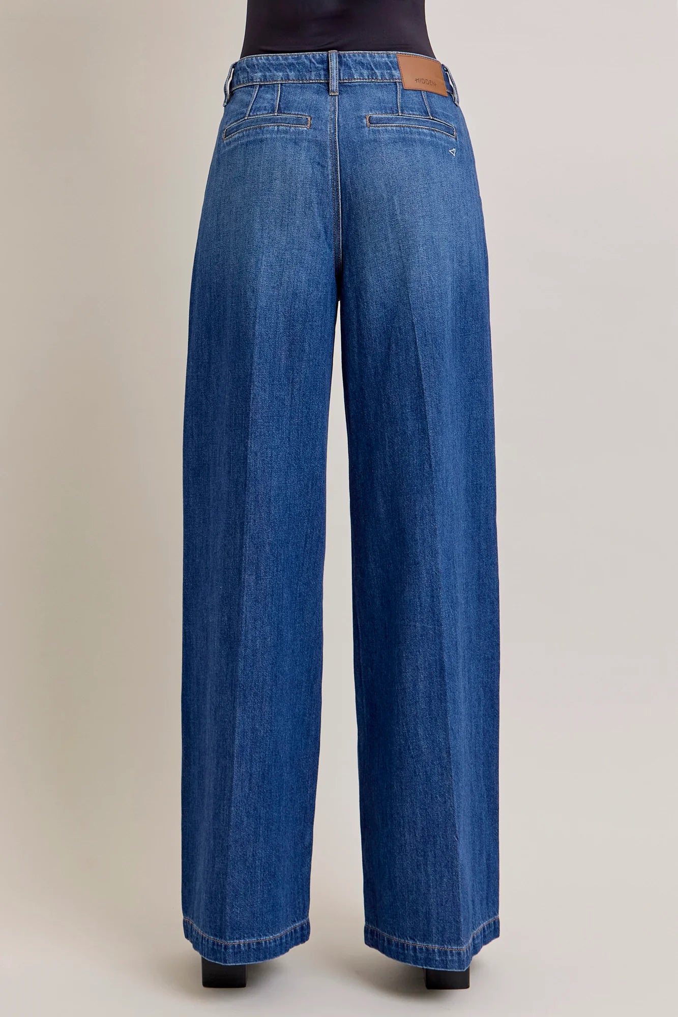 NORI DARK WASH 31" INSEAM WIDELEG TROUSER