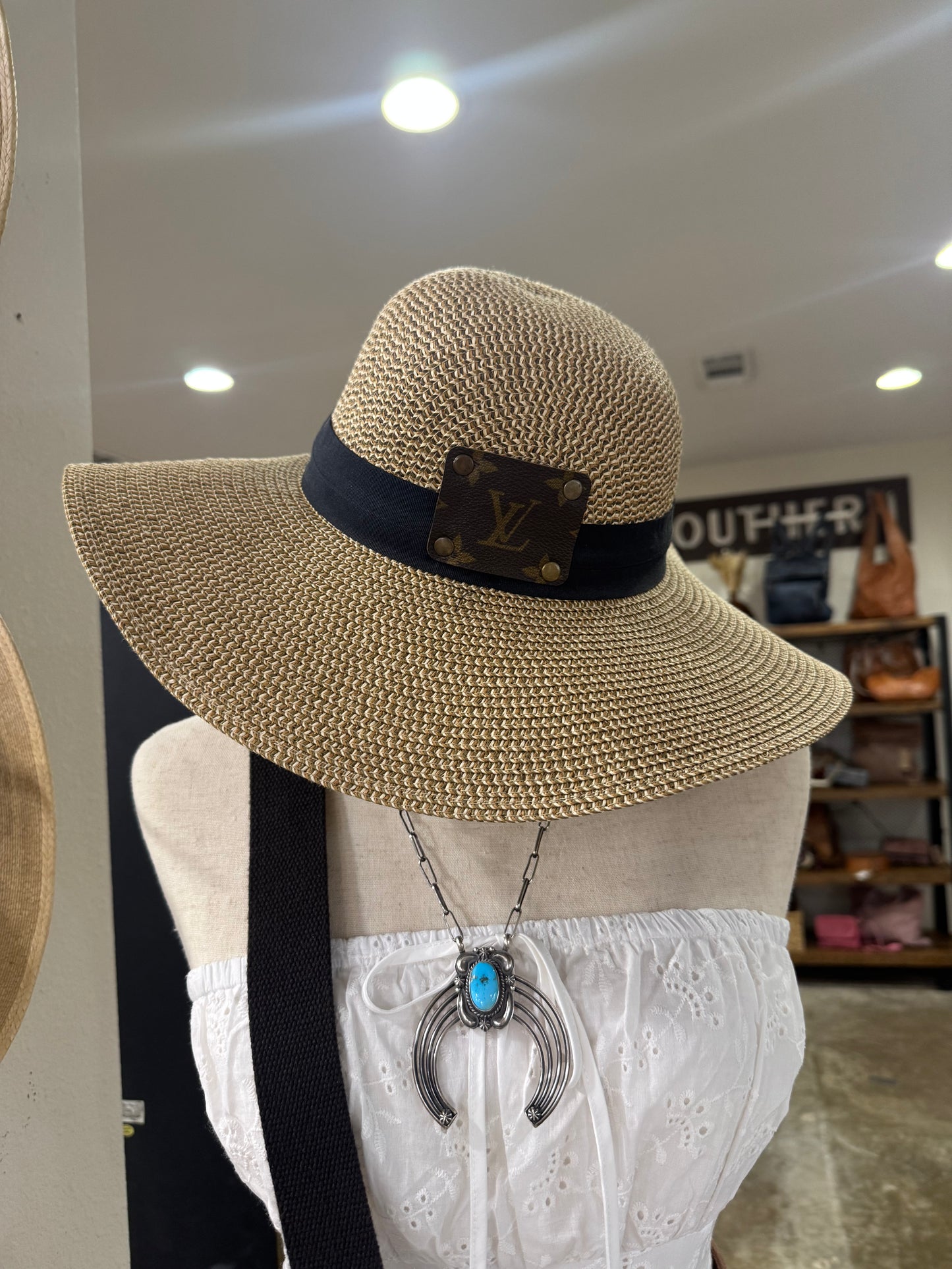 KIGSUNHAT