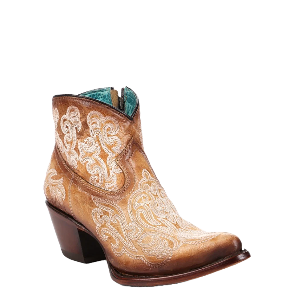 Corral LD Straw Blue Luminescent Embroidery J Toe