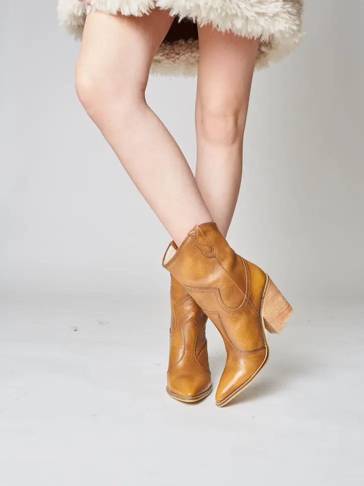 Strength Western Cowboy Boots in Tan Brush-Off Leather