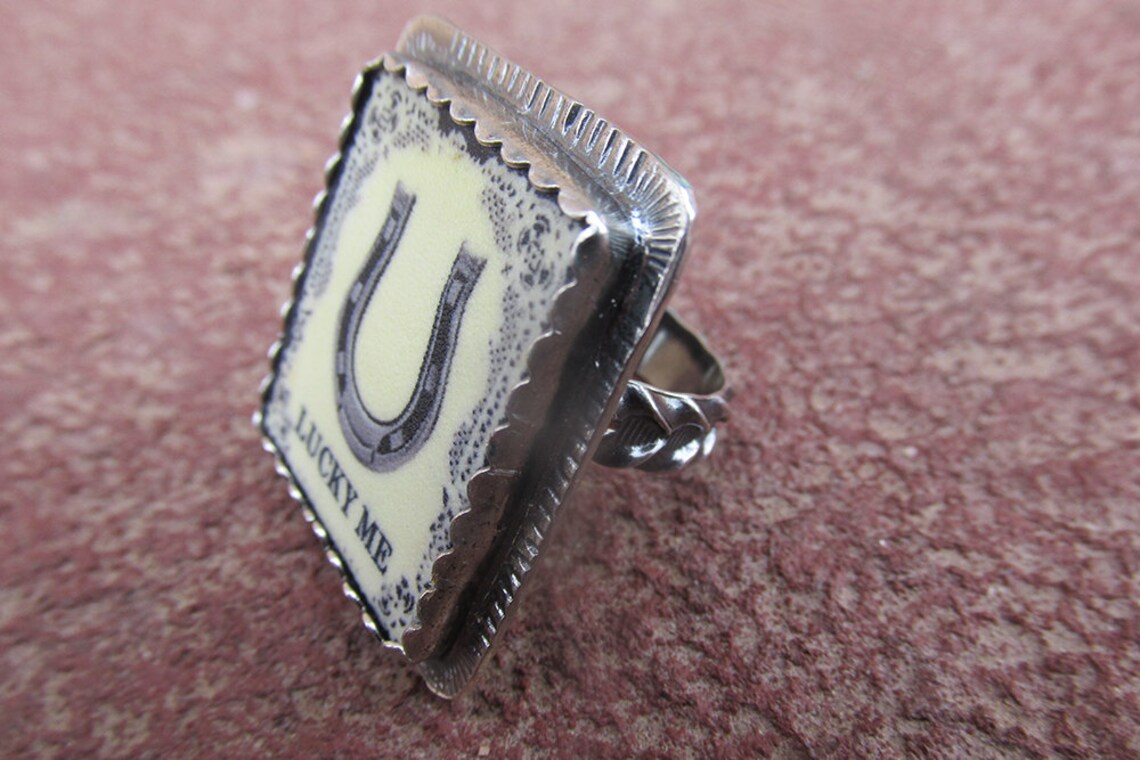 Lucky Me Horseshoe Ring