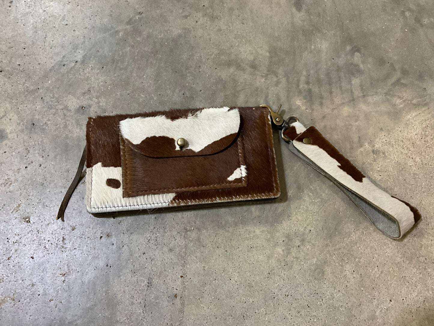 LAVISH FALLON PONY WRISTLET