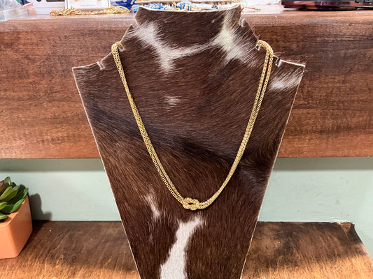 Knot Necklace