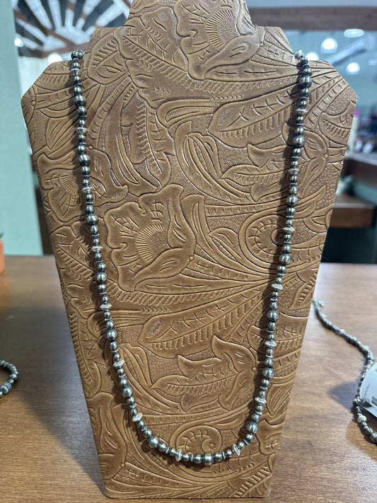 30” Navajo Pearl Necklace with Fluted and Saucer Pearls