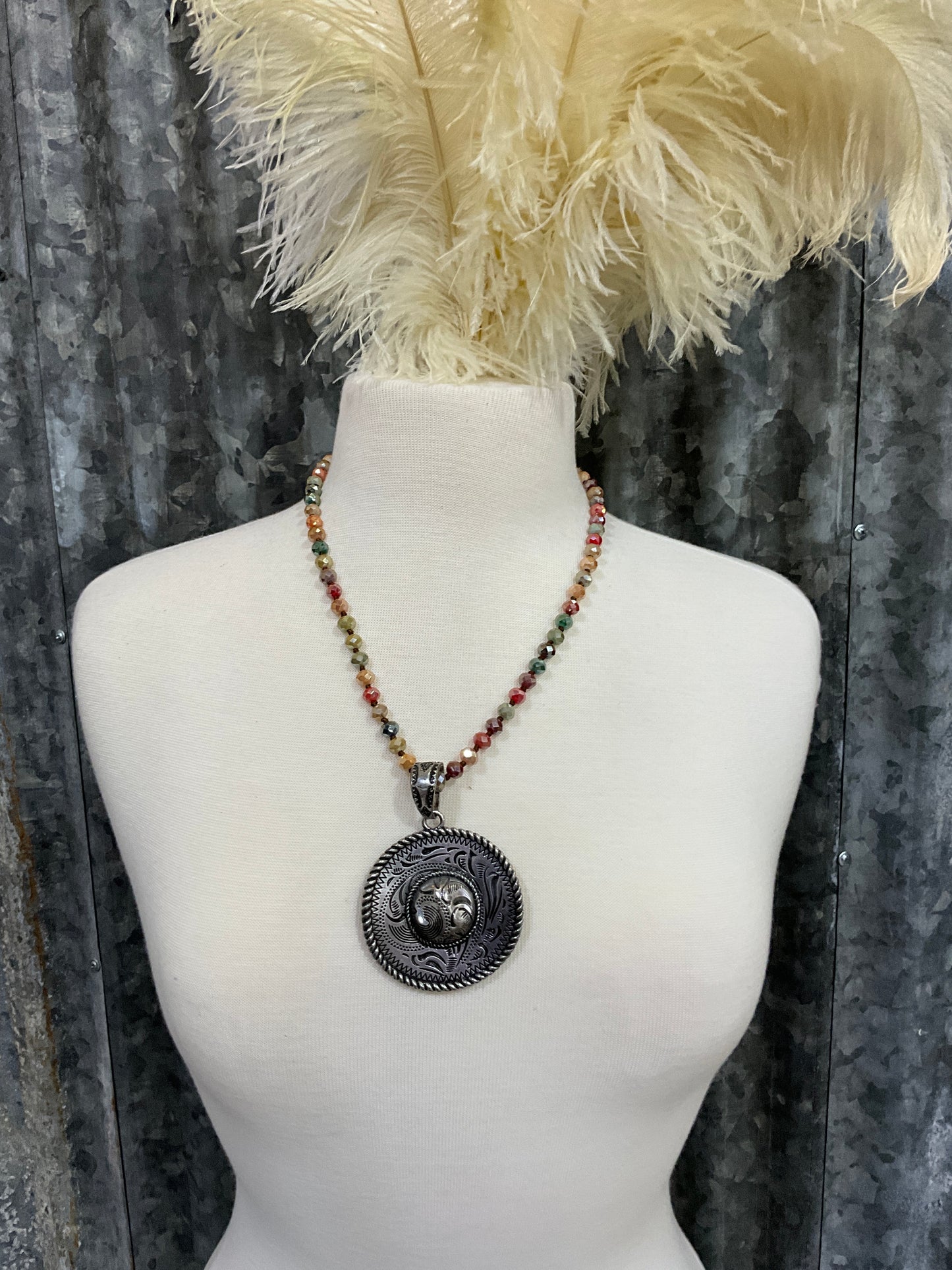SOMBERO NECKLACE