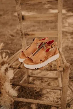 BED STU CLANCY TAN RUSTIC