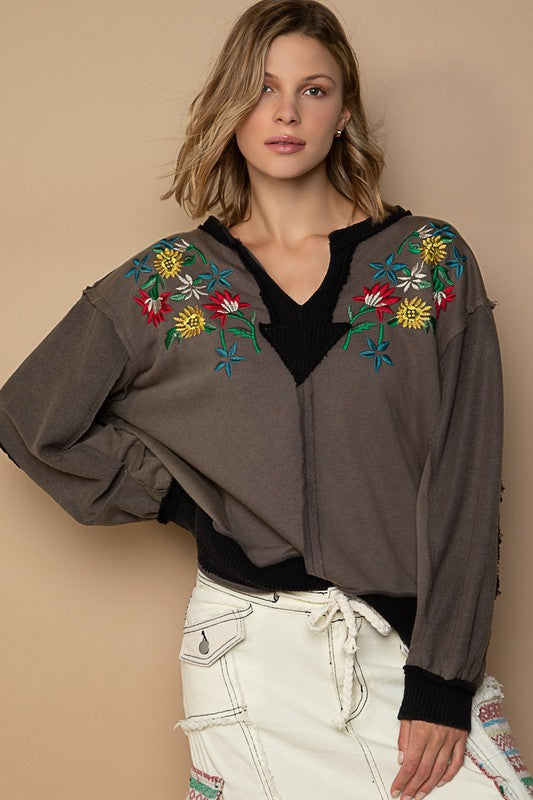 Notched neck ribbed embroidered floral sweatshirt