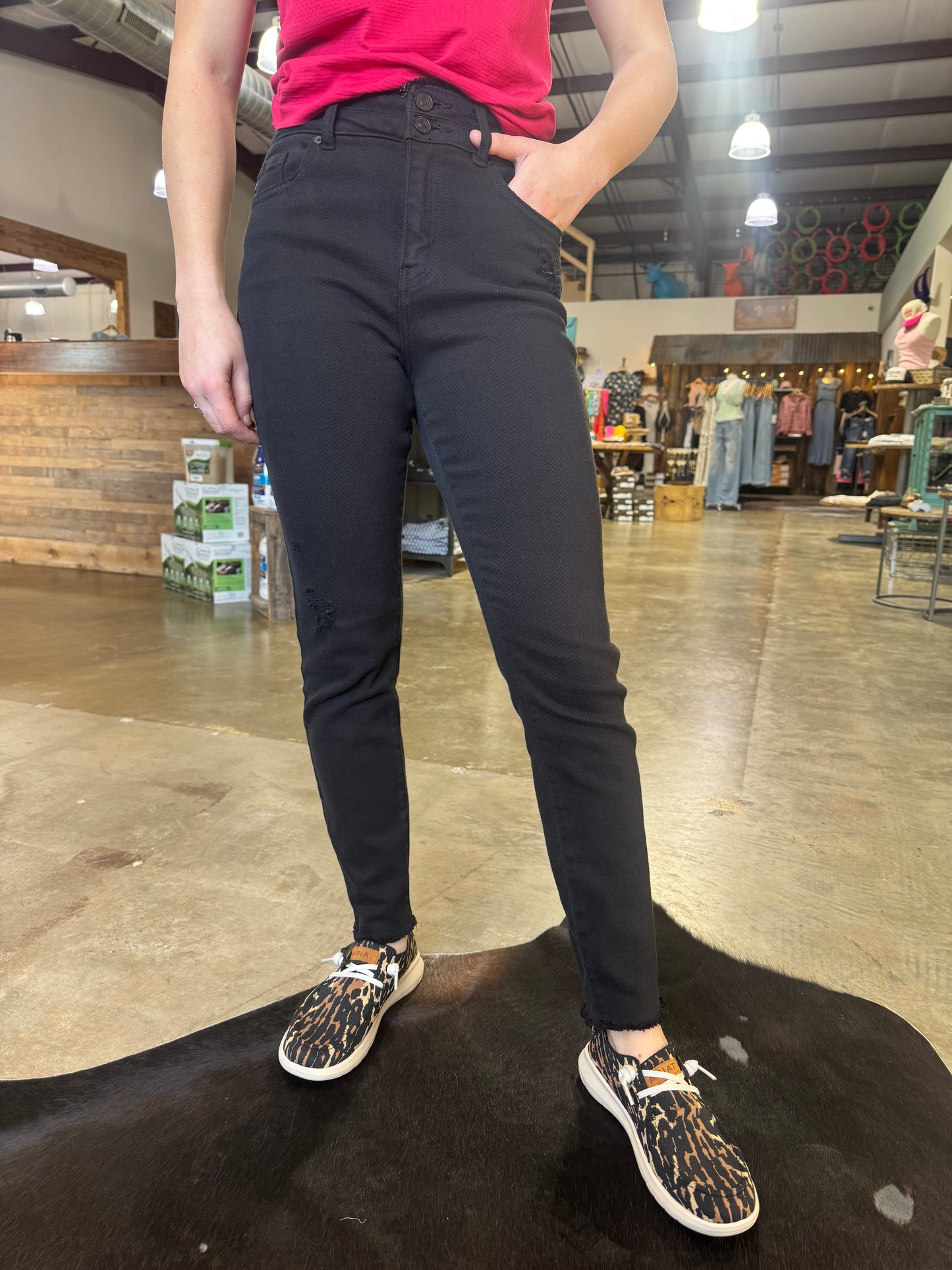 KANCAN HIGH RISE BLACK SKINNY