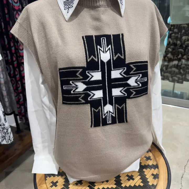 Santa Fe Cross Western Sweater Vest Top