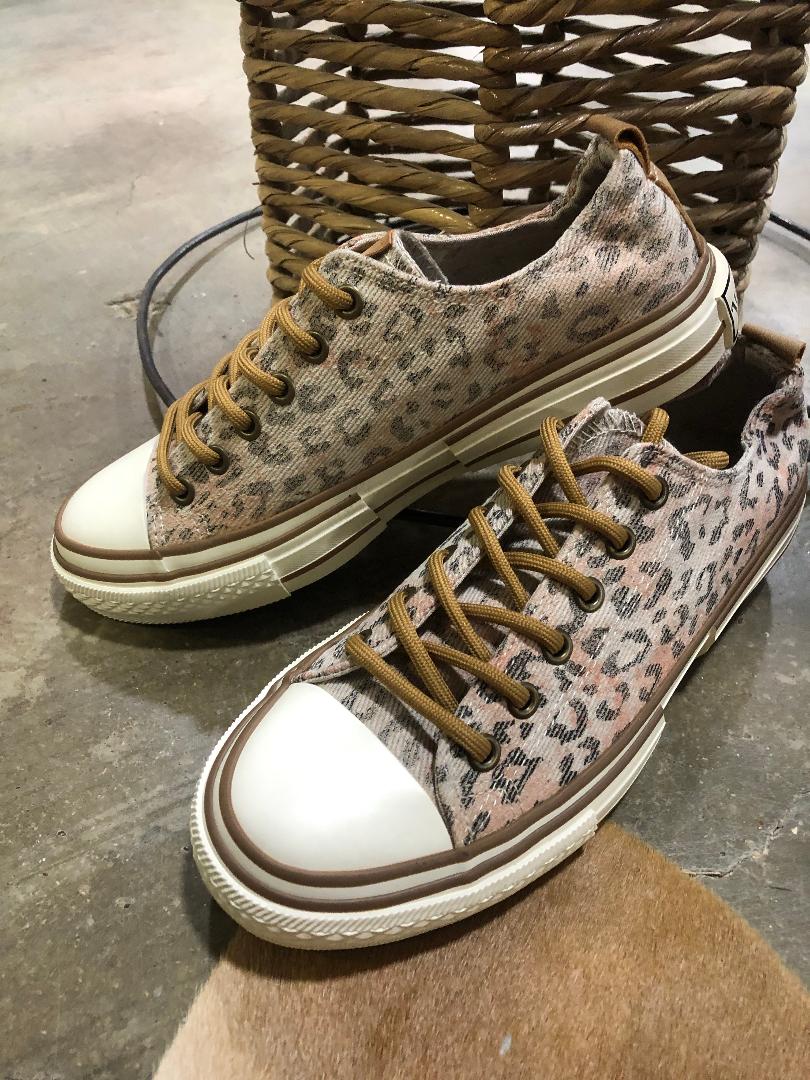 Very G Taupe Leopard Shoe