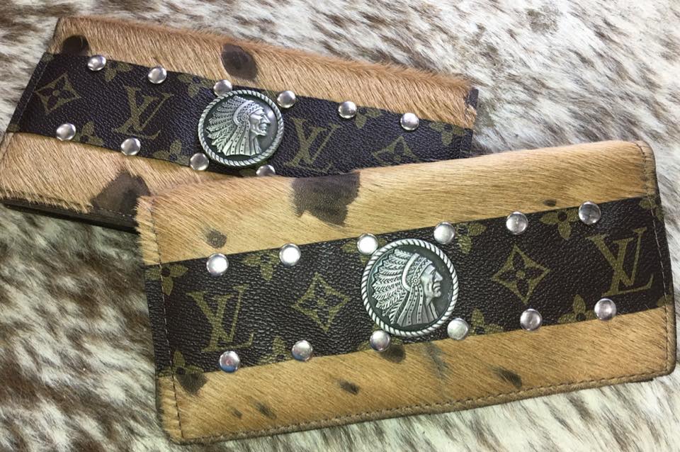 LV Wallet/Checkbook Cover