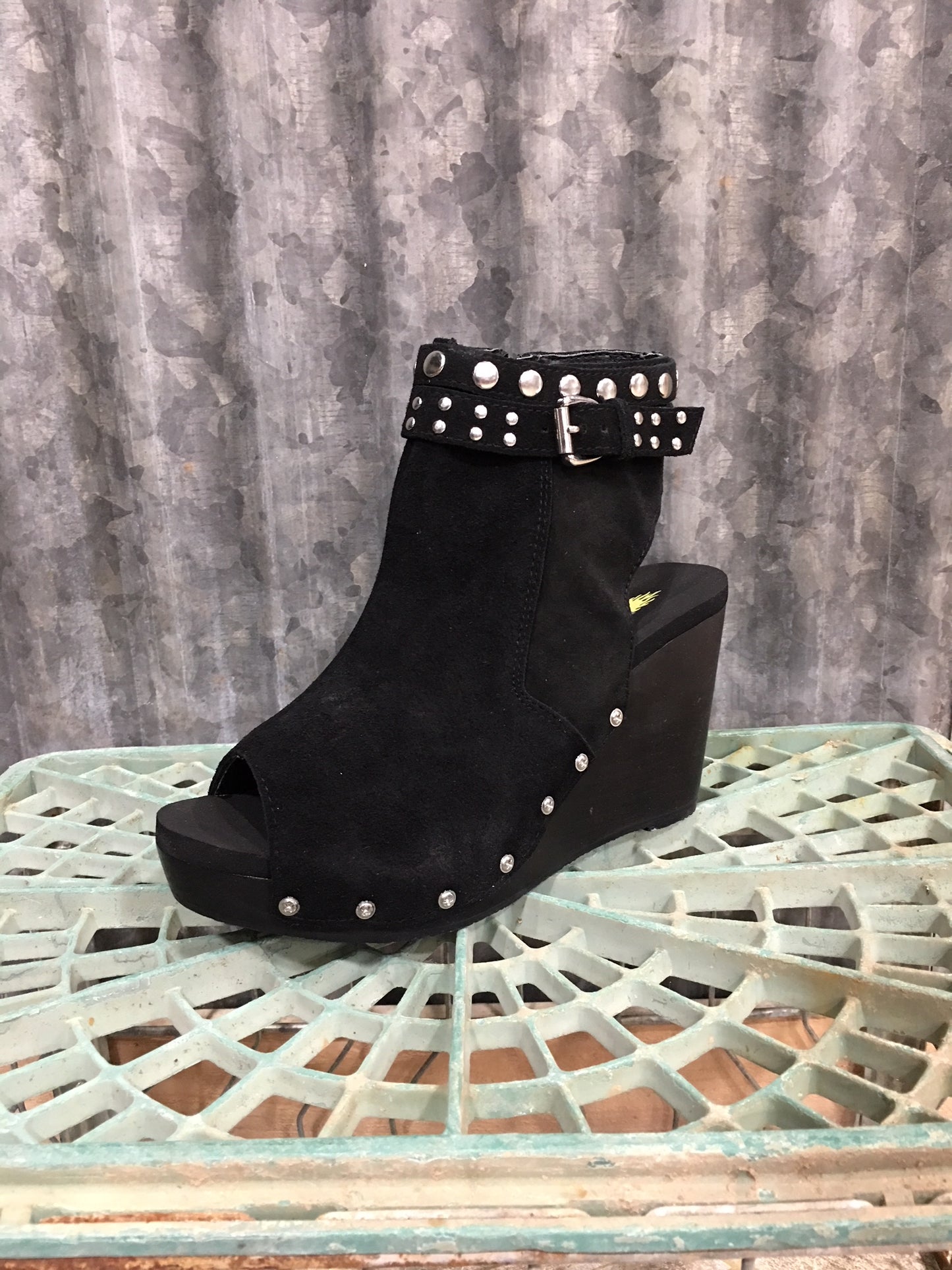 The Barb Heels